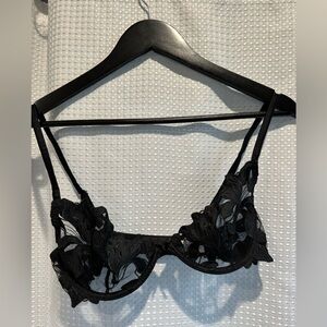 LILY EMBROIDERY PLUNGE DEMI BRA